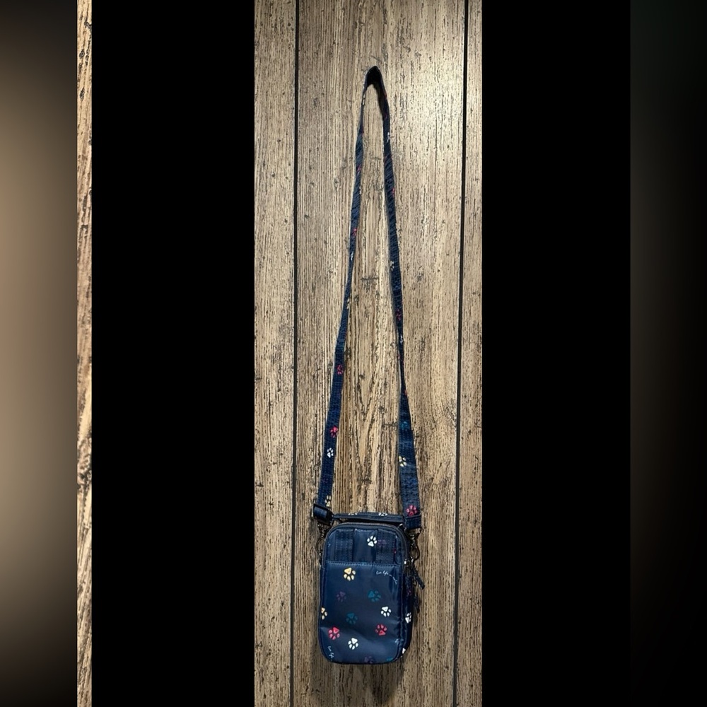 LUG - Skeeter Mini 2 Convertible Crossbody - Picture 2 of 7